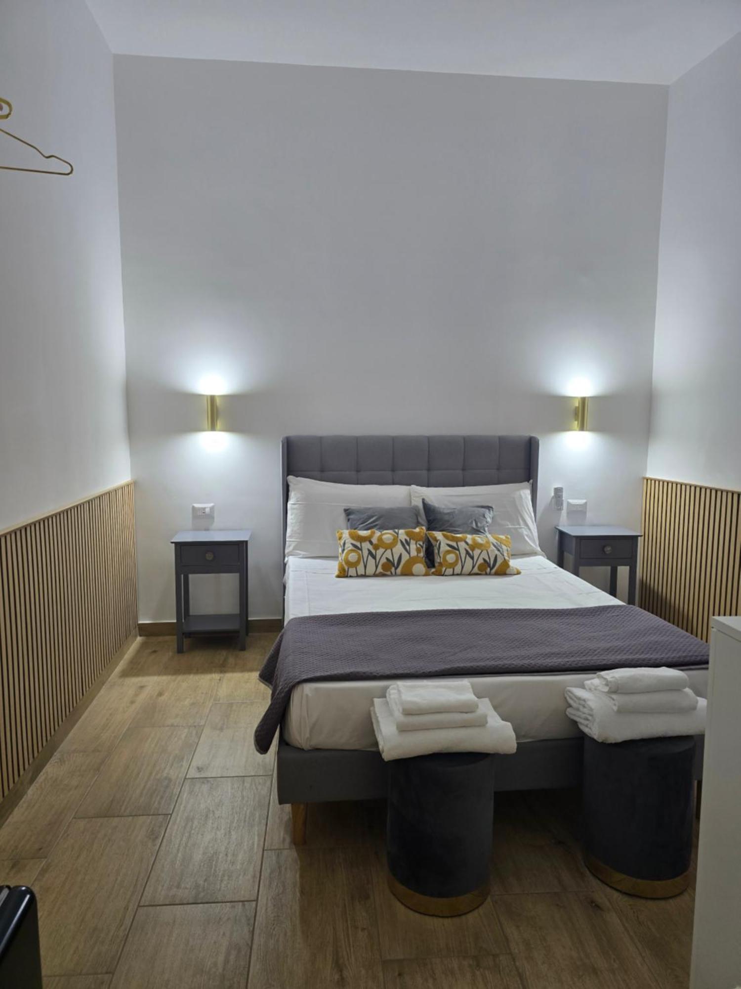 Ventre Luxury Rooms Napoli Eksteriør bilde